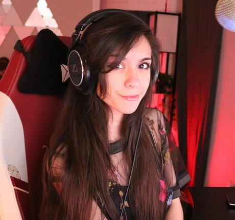 MaryMaybe pornographic actress gallery