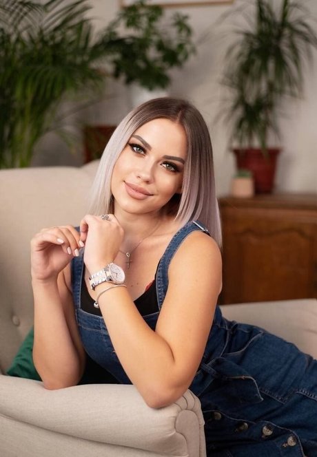 White Panther pretty star photos