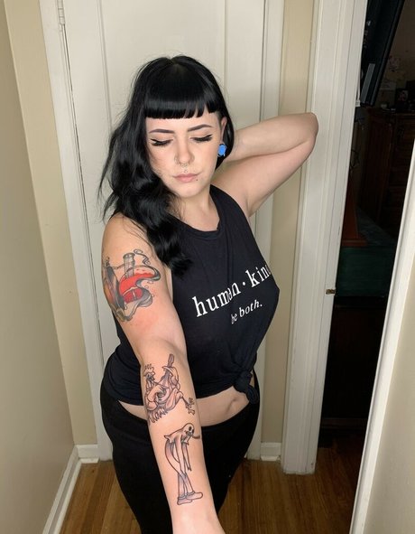 BettiesPaige model free gallery