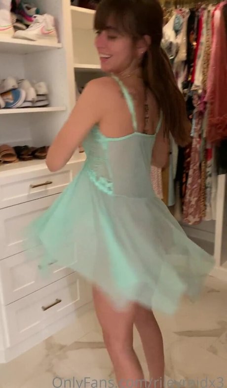 amberlie421 model perfect pictures