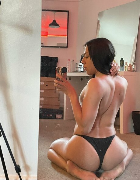 msginaxxo pornographic actress picture