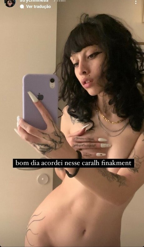 Strychniness model free photos