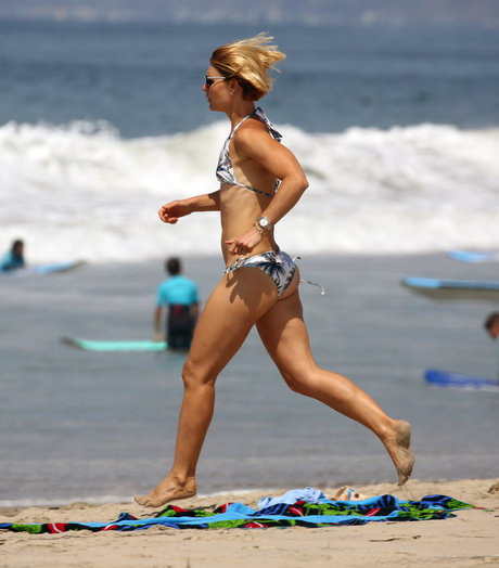 Claire Danes hot actress img