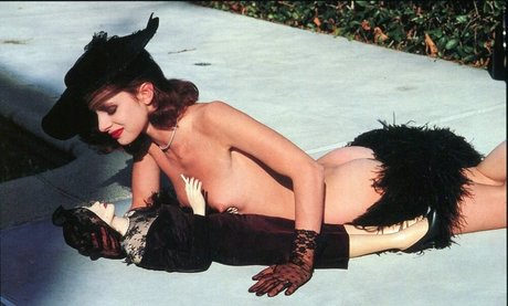 Nastassja Kinski erotic star img