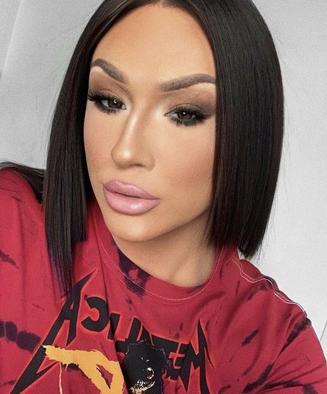 Sasha Donis actress pictures