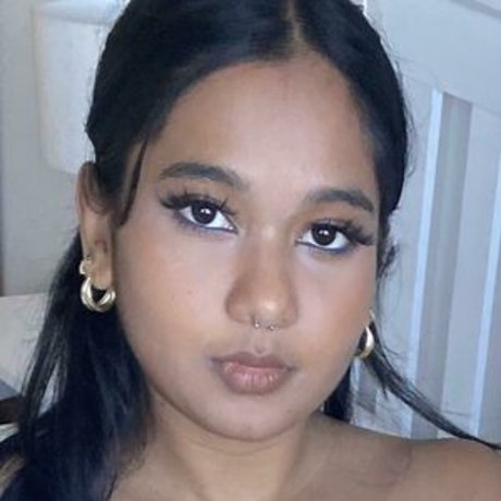 tiny onlyfans top images