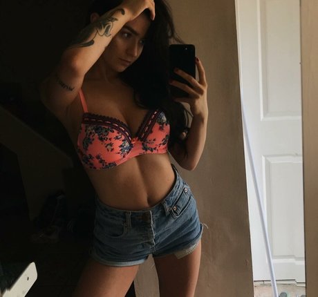 kourtneyxpaige pornstar sexy galleries