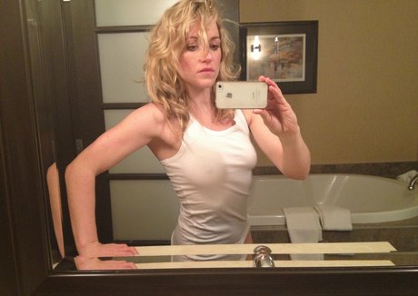 Emily Begin high quality pornstar image