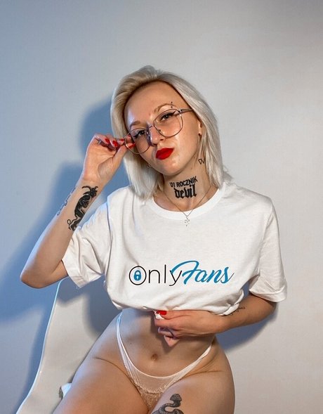 Bella joness pornstar hot pictures