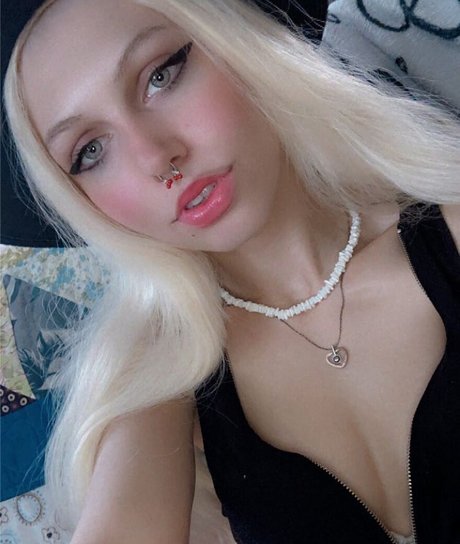 babydoll1912 best actress image