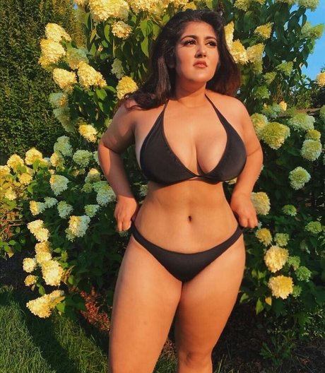 nerdy onlyfans top pic