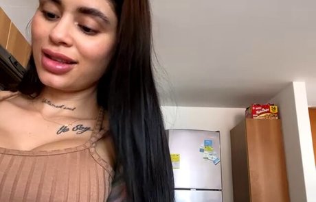 Lara Henao best star gallery