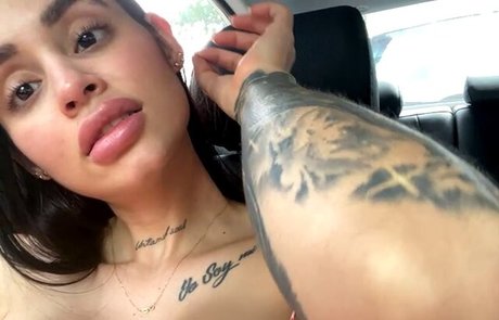 Lara Henao porn model photos