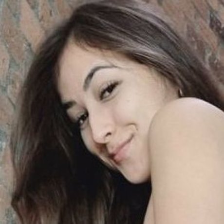 Kamiila BSF actress pics