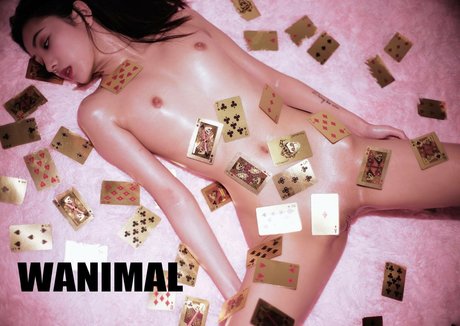 Qinweiyingjie nudes star photos