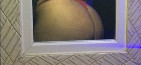 llouiexx star nudes pics