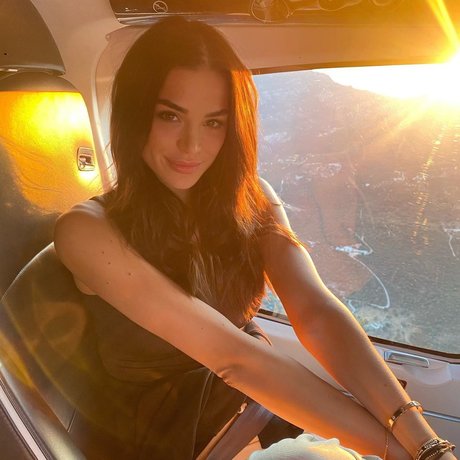 Sandra Dziwiszek art model image