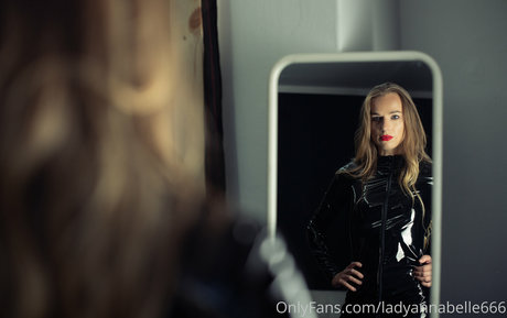 Lady Annabelle hd star img