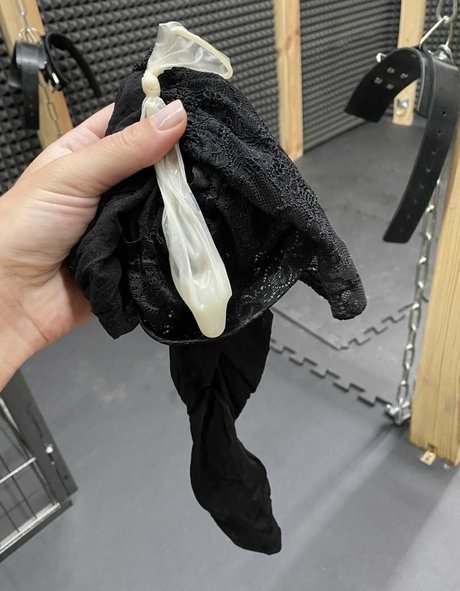 blonde deepthroat onlyfans free naked archive