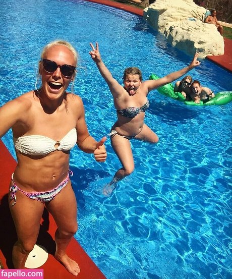 girl on girl onlyfans hd picture