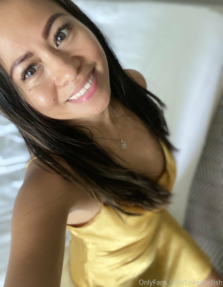 blonde shemale onlyfans sexy naked photos