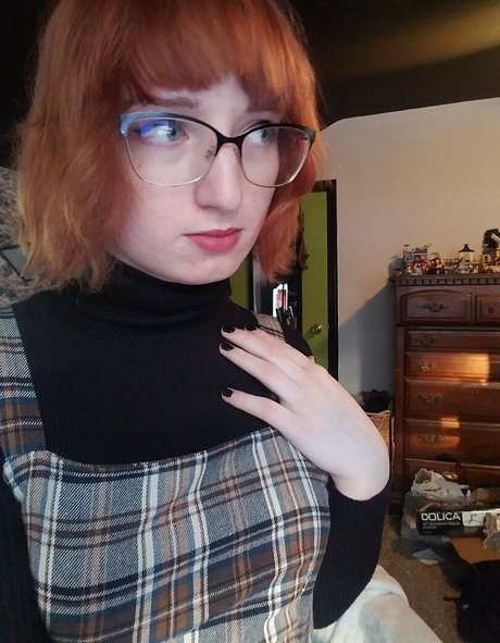 TooMuchTimeMyself model exclusive archive