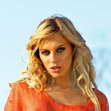 milf strip onlyfans porno image