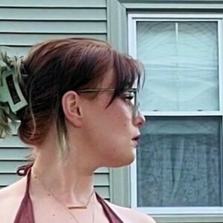 Shiny Says free pornstar pictures