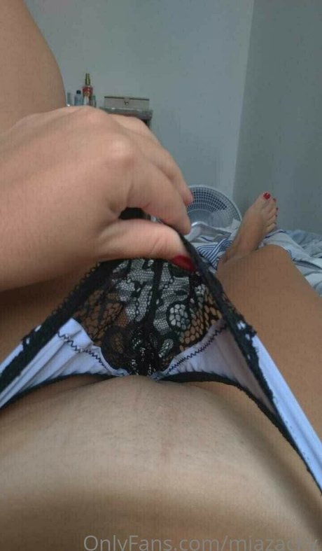 Mia Zacky star pretty images