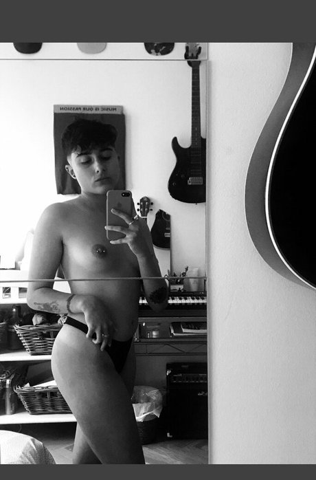 Laubrasil pornstar img