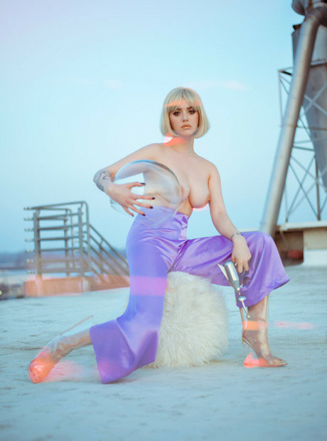 blonde shemale onlyfans hot galleries