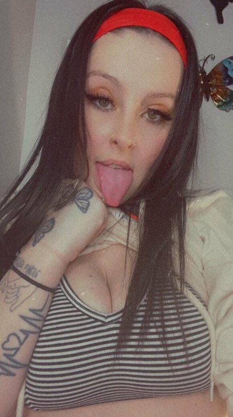 Helle Williams erotic star pics