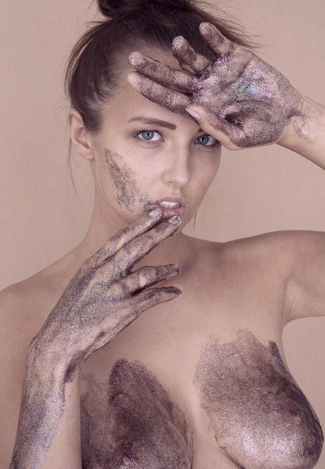 Kinga Chorostowska xxx model photos