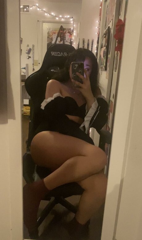 urcutesygf nude star photos