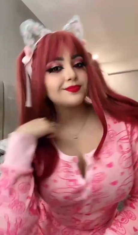 AriGameplay sex model pics