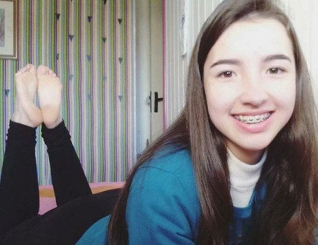 Rapha Feet hot star img