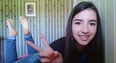 Rapha Feet pretty actress pic