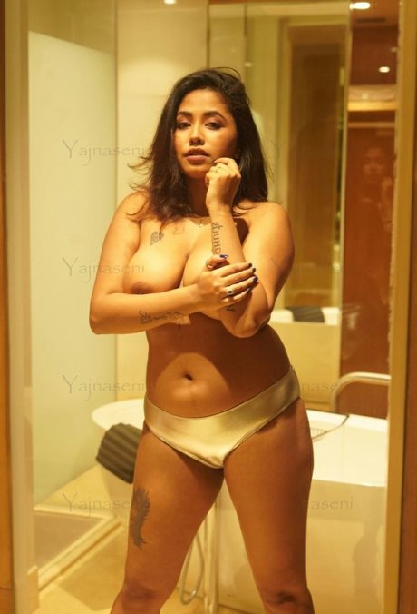 horny girls onlyfans nude gallery