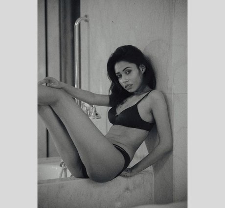 blonde muscle onlyfans hd gallery