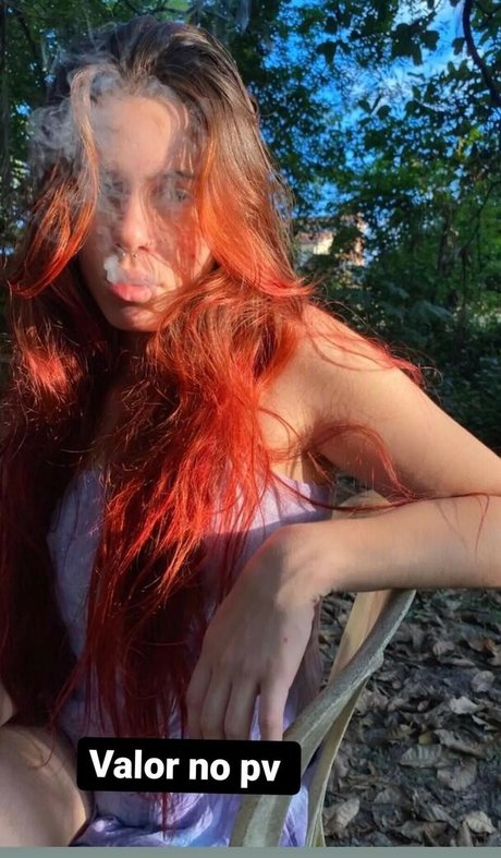 Yasmin Leal model perfect image