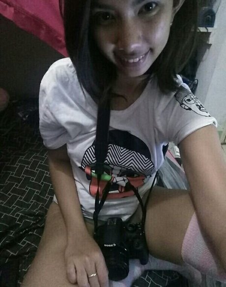 nude asian onlyfans adult image