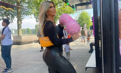 _naz t nude pornstar picture