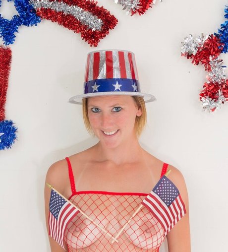 Gndmodel22 nude star images