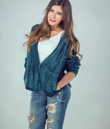 Malak Koura erotic actress picture