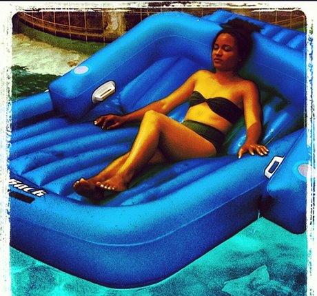 feet tease onlyfans top galleries