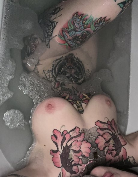 curvy shemale onlyfans porno pics