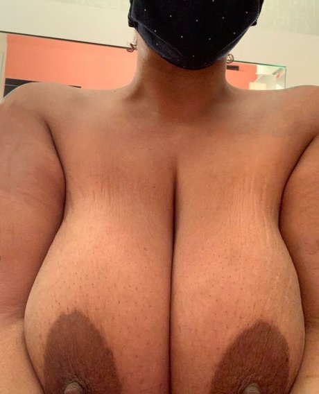 Tatianas Castle pretty model pics