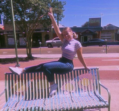 Squidbean beautiful model pics