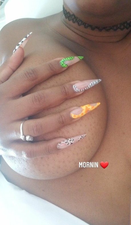 CidneyGreen beautiful pornstar picture