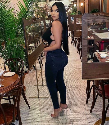 Kathleen Molina star naked image